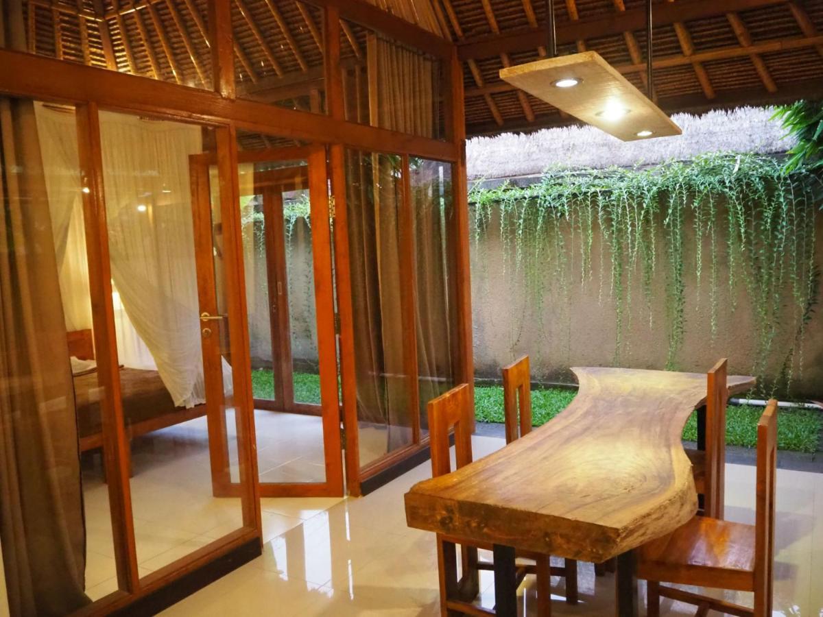 De Dalam Villa Ubud エクステリア 写真