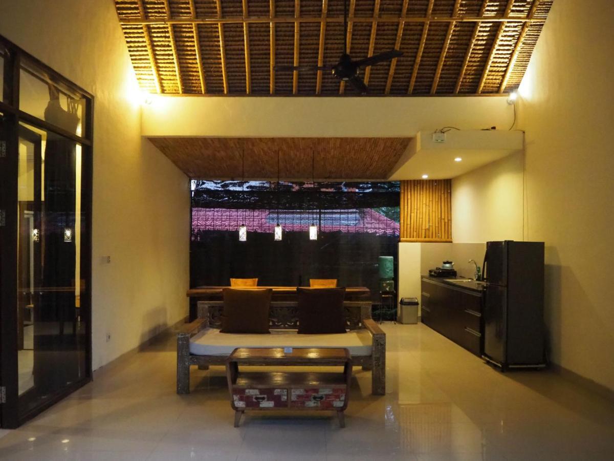 De Dalam Villa Ubud エクステリア 写真