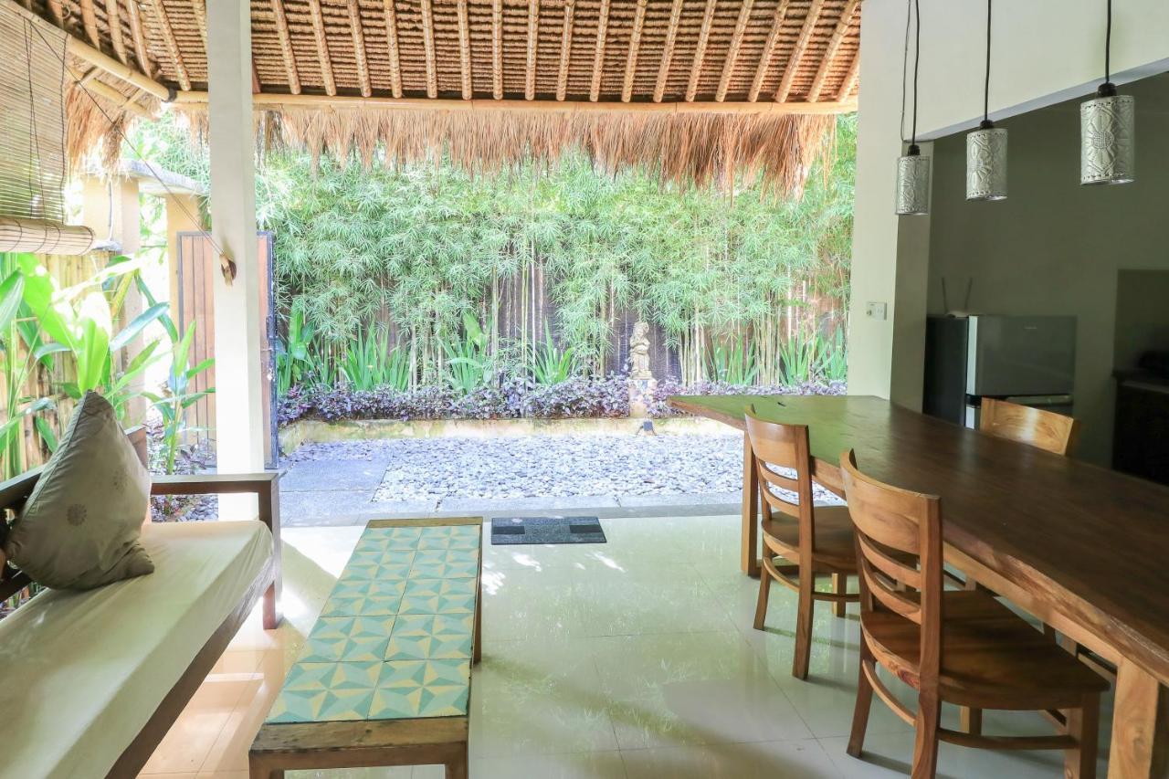 De Dalam Villa Ubud エクステリア 写真